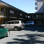 International Lodge Motel