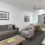 Oaks Mackay Carlyle Suites