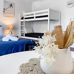 Whitsunstays - The Resort By The Sea