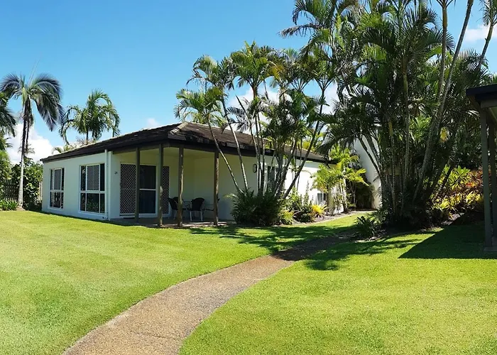 The Shores Holiday Apartments