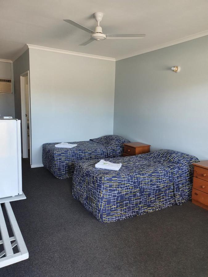 Kooyong Hotel 2*