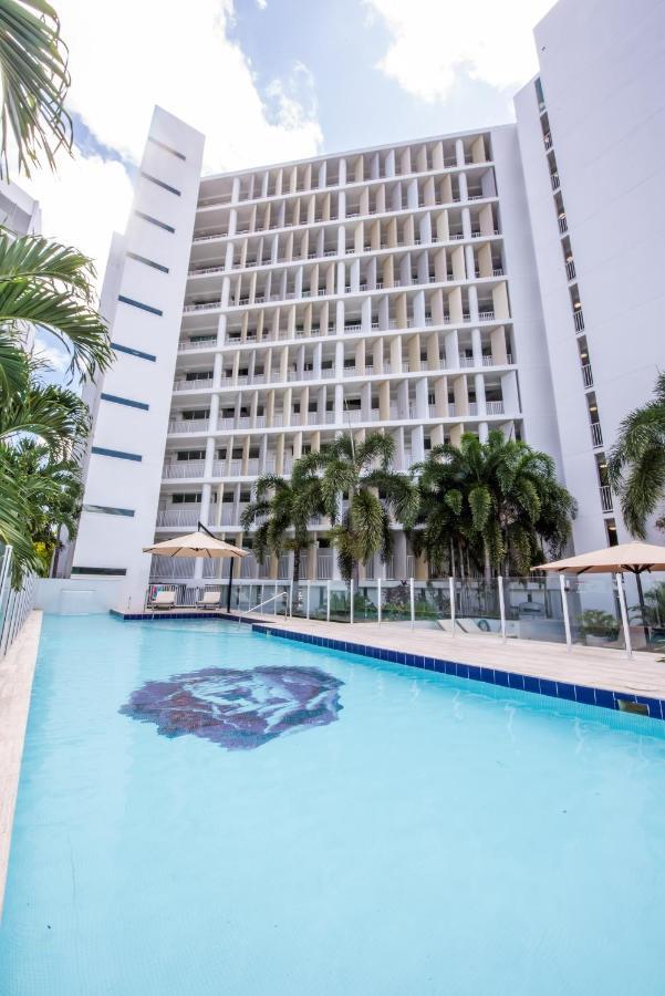 Lanai Riverside Aparthotel 4*