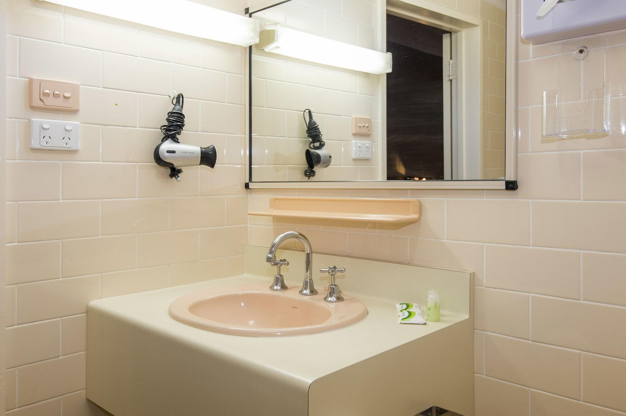 Motel Mid Motor 3*
