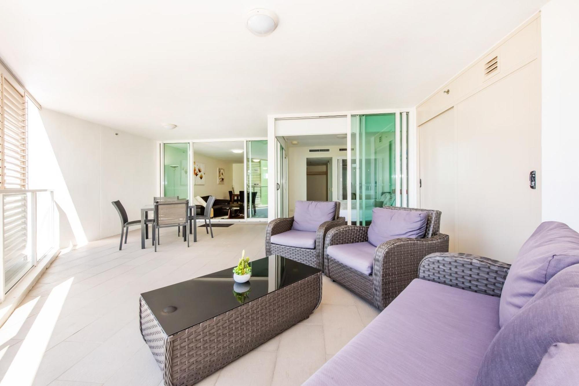 Lanai Riverside 4*
