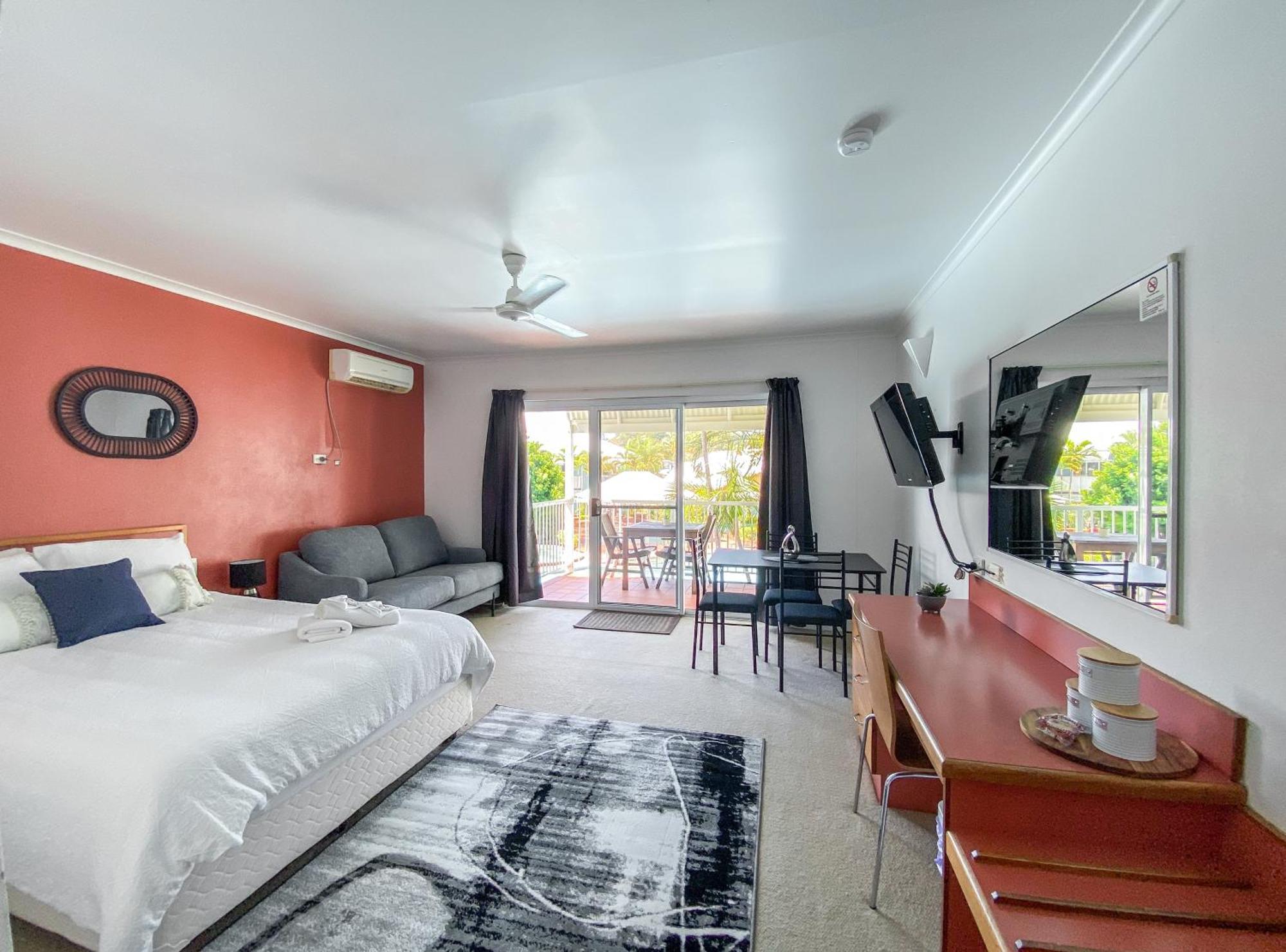 Whitsunstays - The By The Sea * Mackay