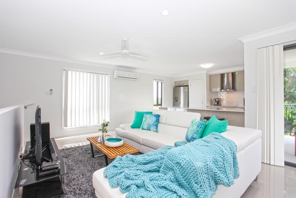 Beach Breeze Holiday House *