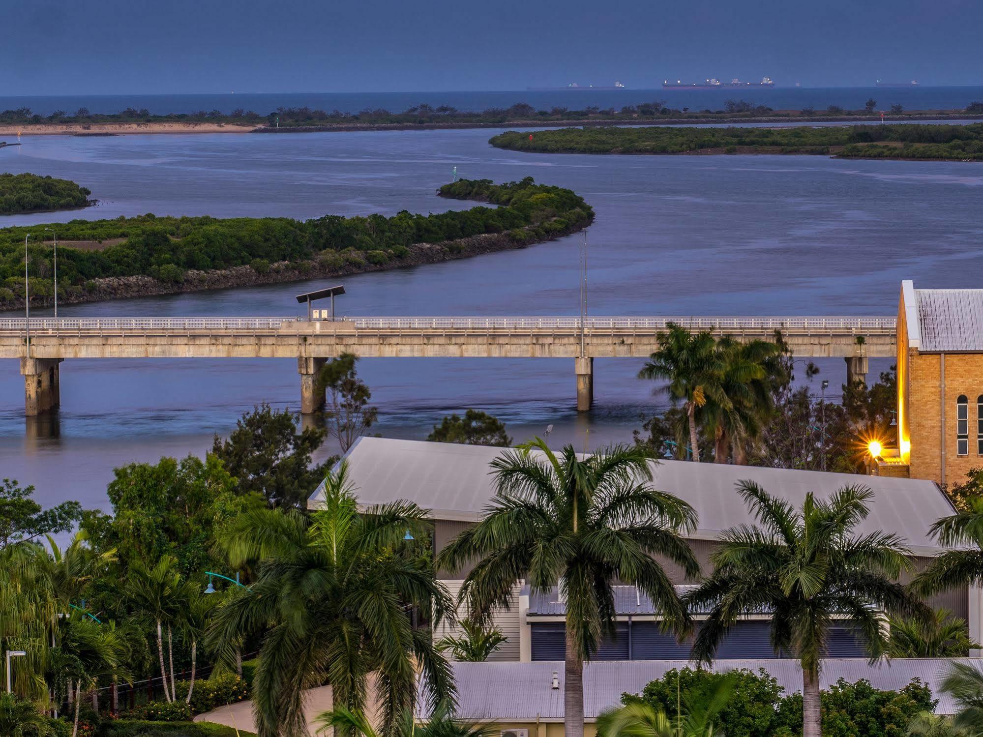 Aparthotel Lanai Riverside 4*