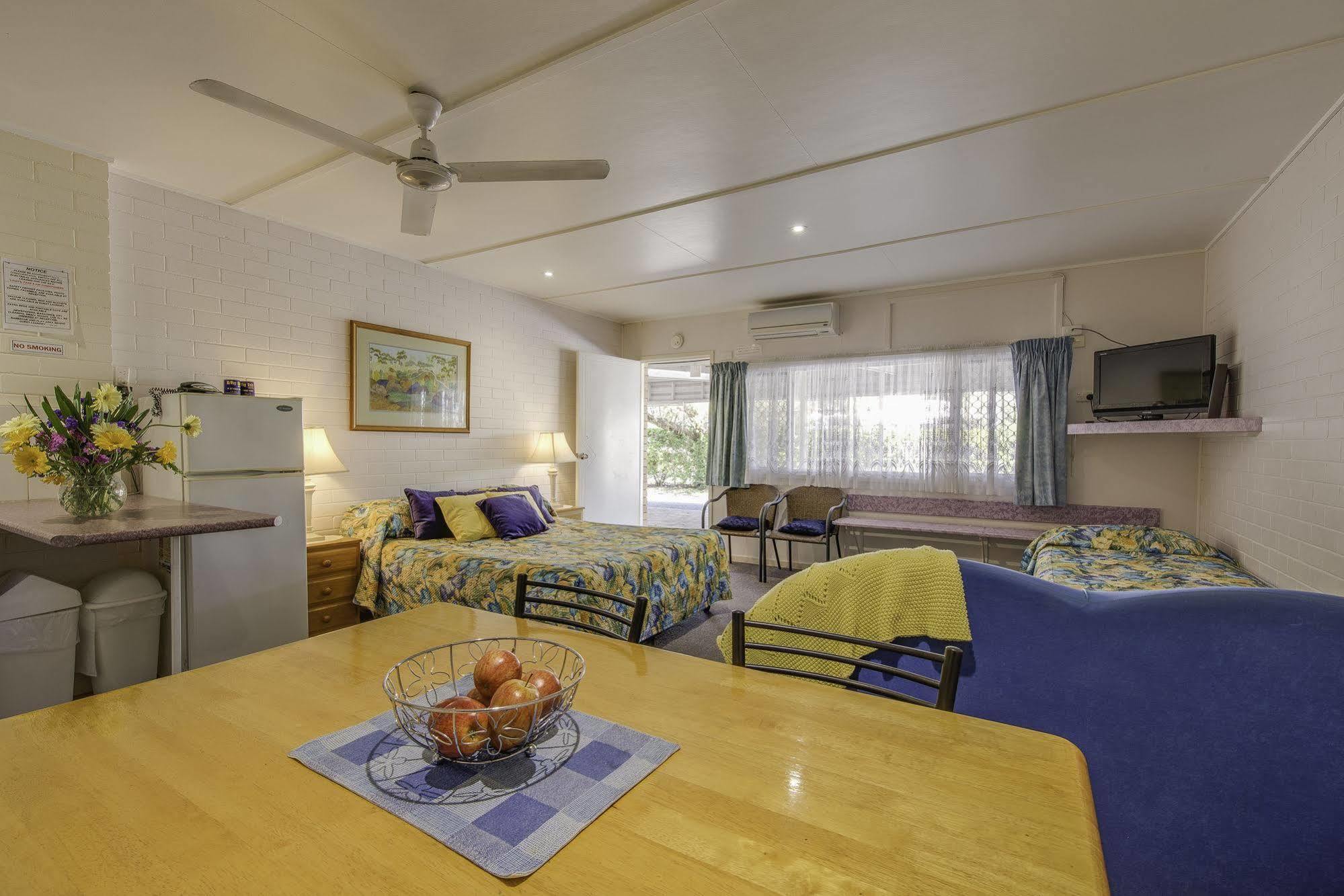 Hi Way Units Motel Mackay