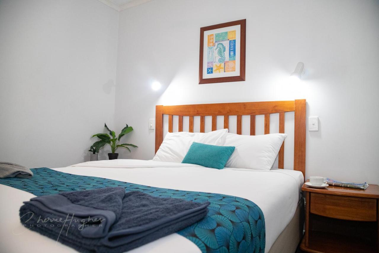 Seabreeze Hotel