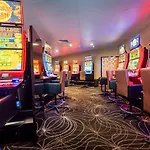 Shamrock Gardens Motel