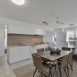 Dual Key Three Bedroom Apartment Close To Cbd