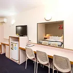 Mid City Motor Inn