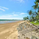 Comfort Resort Blue Pacific