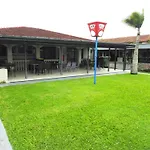 Tropic Coast Motel
