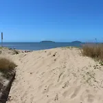 Petrie Beach Holiday Home