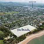 Petrie Beach Holiday Home