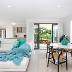 Beach Breeze Holiday House