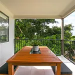 Beach Breeze Holiday House