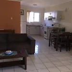 La Solana Holiday Units - Blacks Beach