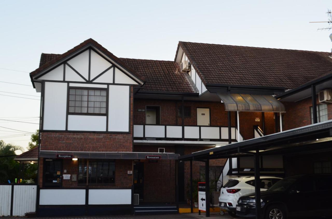 Motel Shakespeare 4*