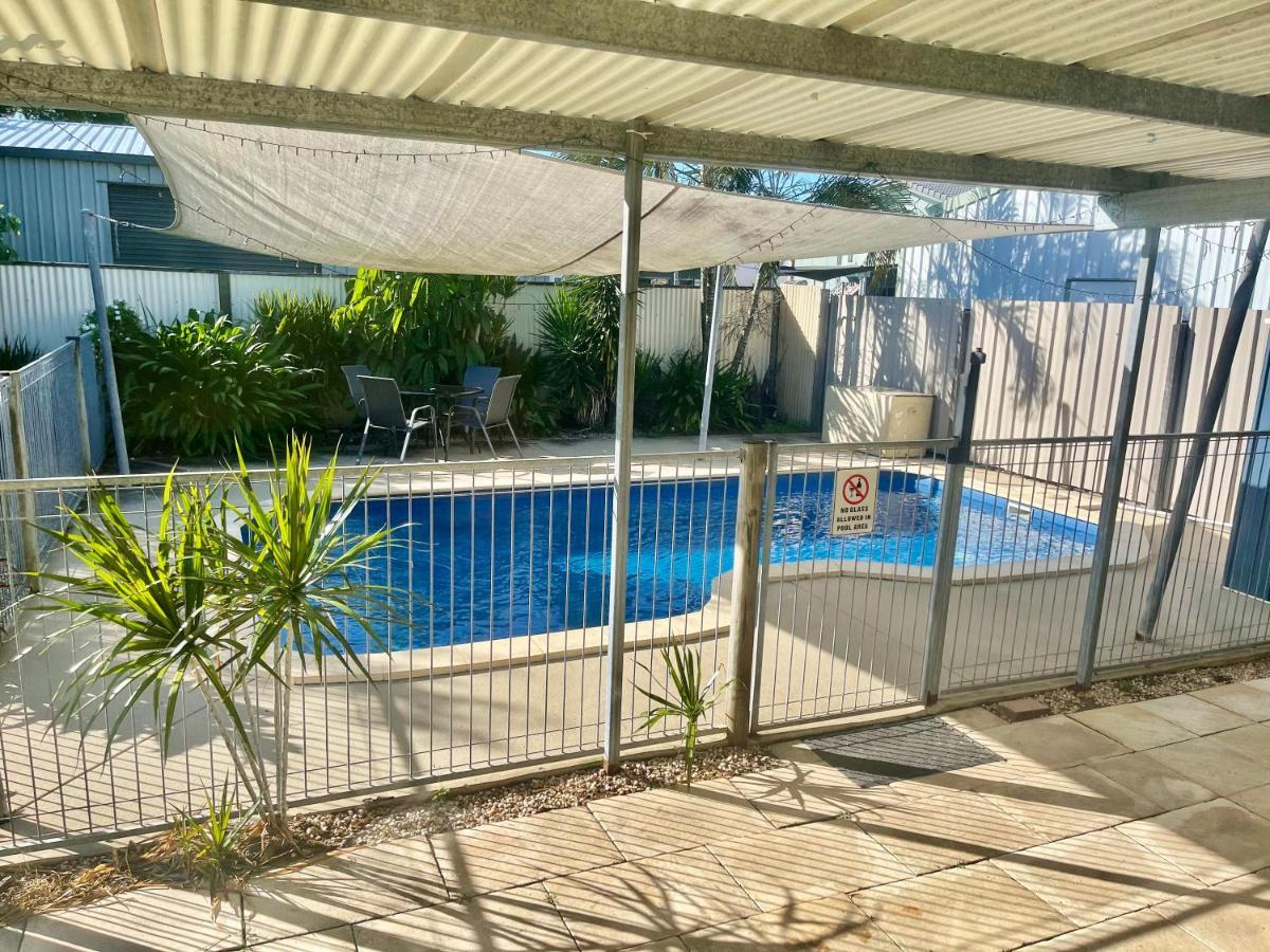 Quirky Queenslander 6 Bedroom