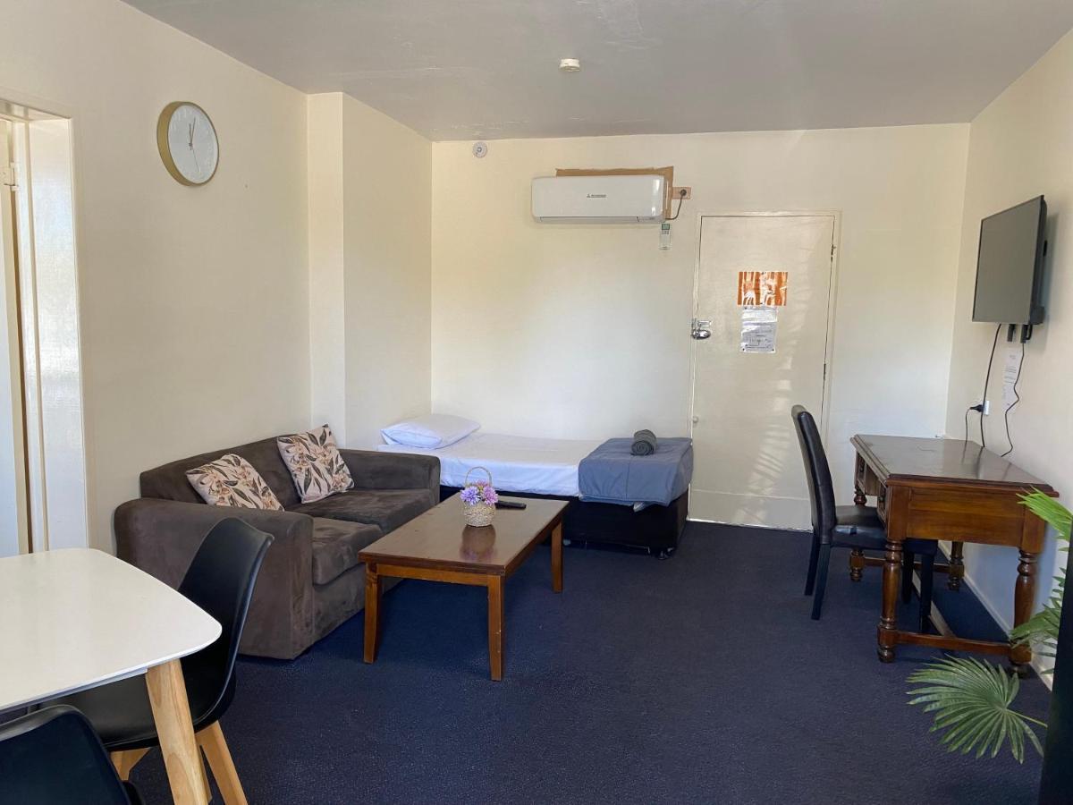 Mid Motor Motel 3*
