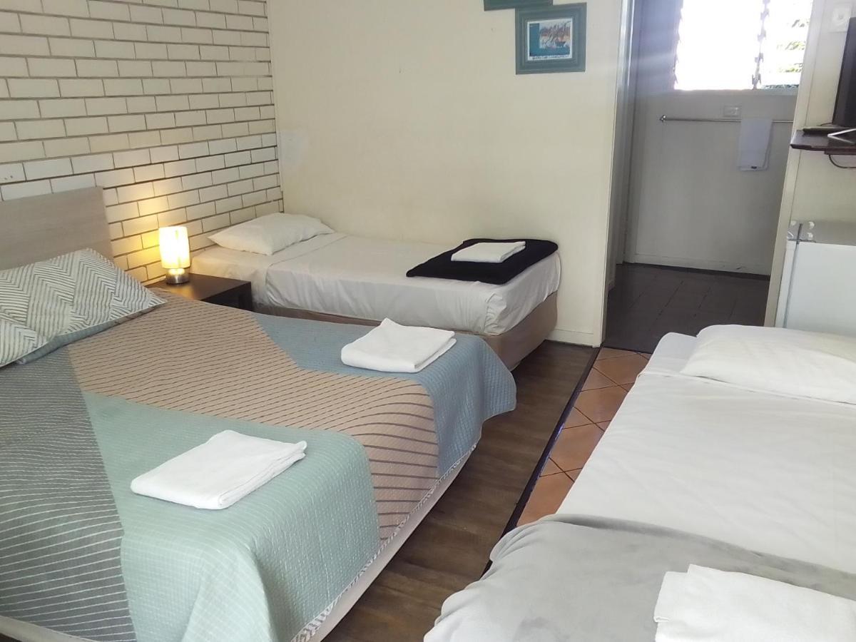 Motel Paradise 3*