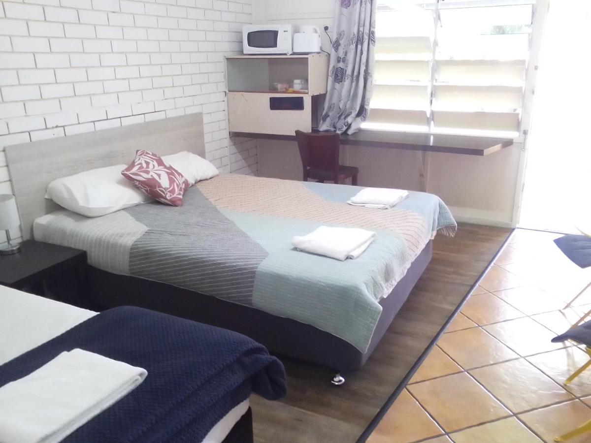 Motel Paradise 3*
