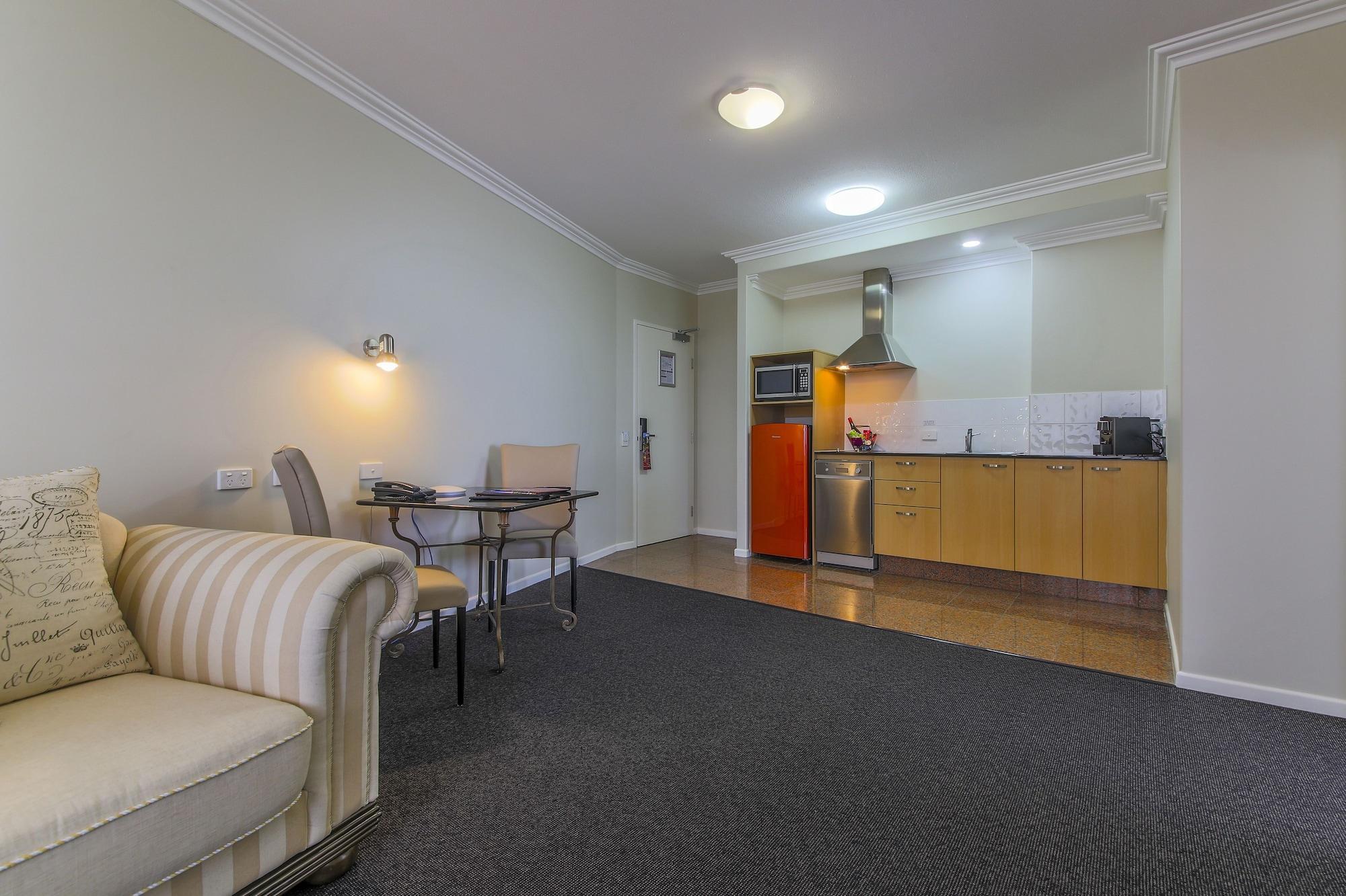 Mantra Hotel 4*