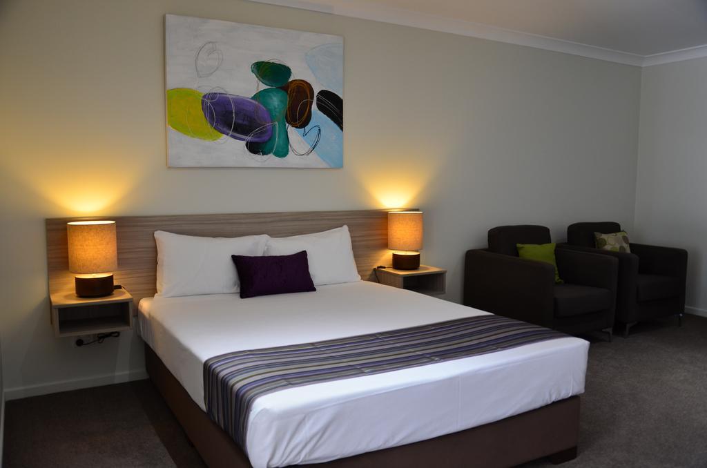 Beachside Boutique 3*