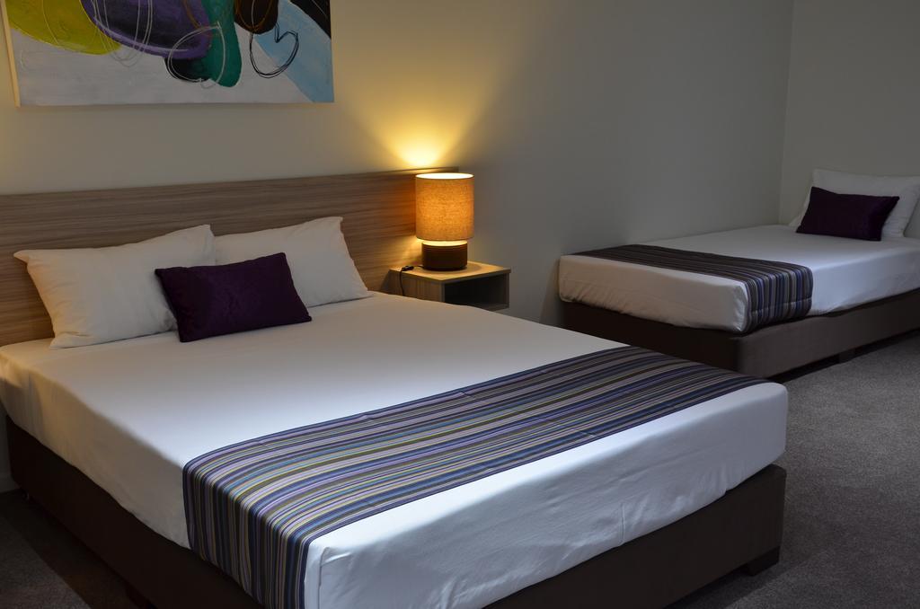 Beachside Boutique 3*