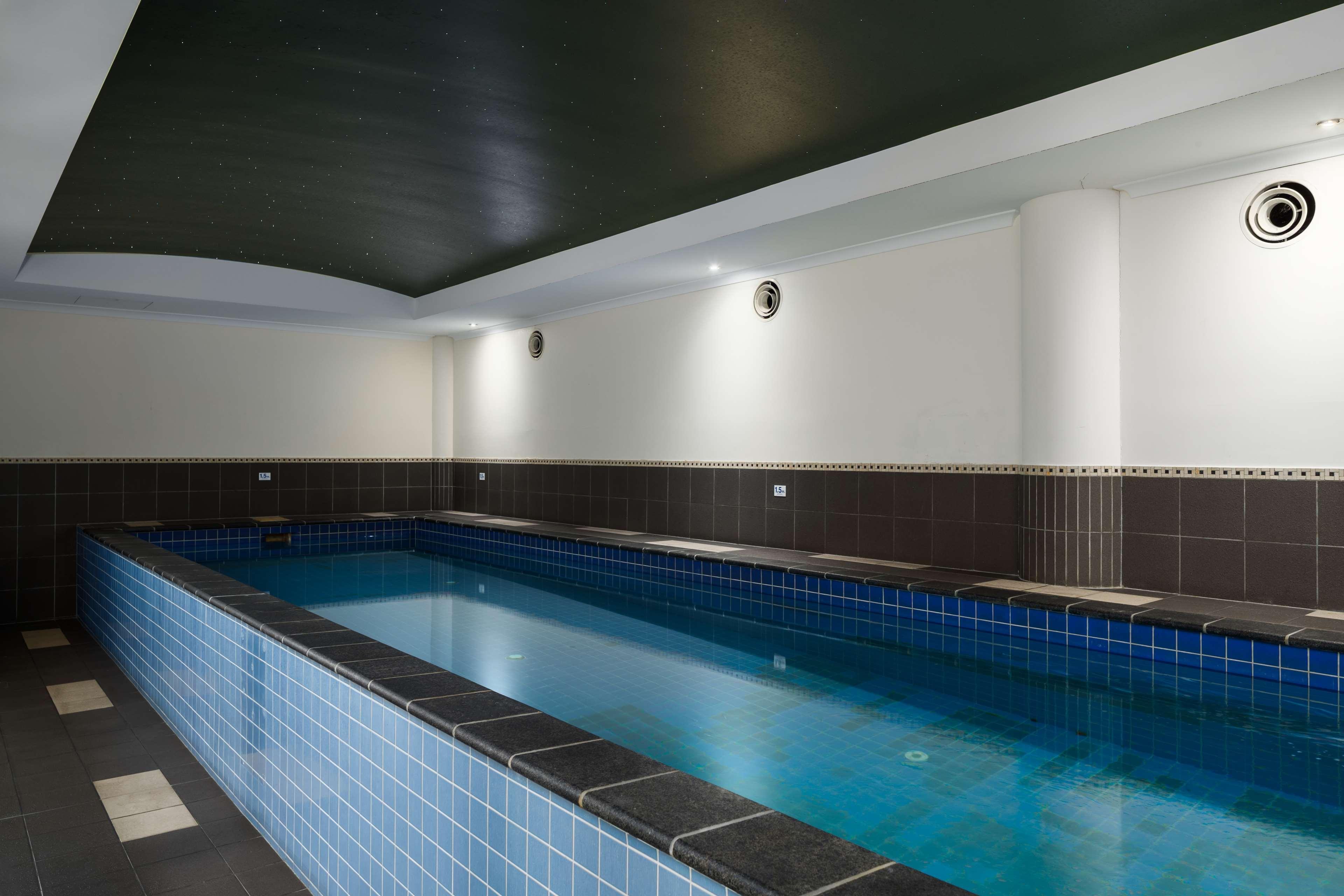 Rydges 4*
