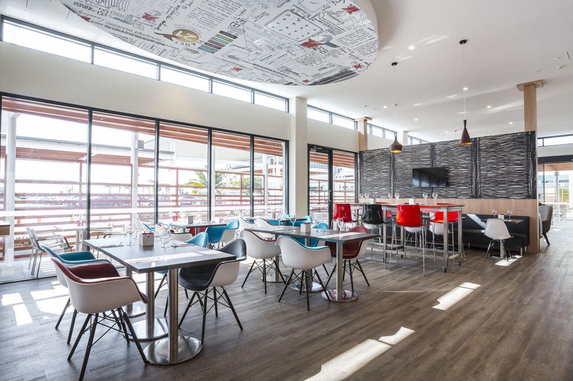 Ibis Hotel 4*