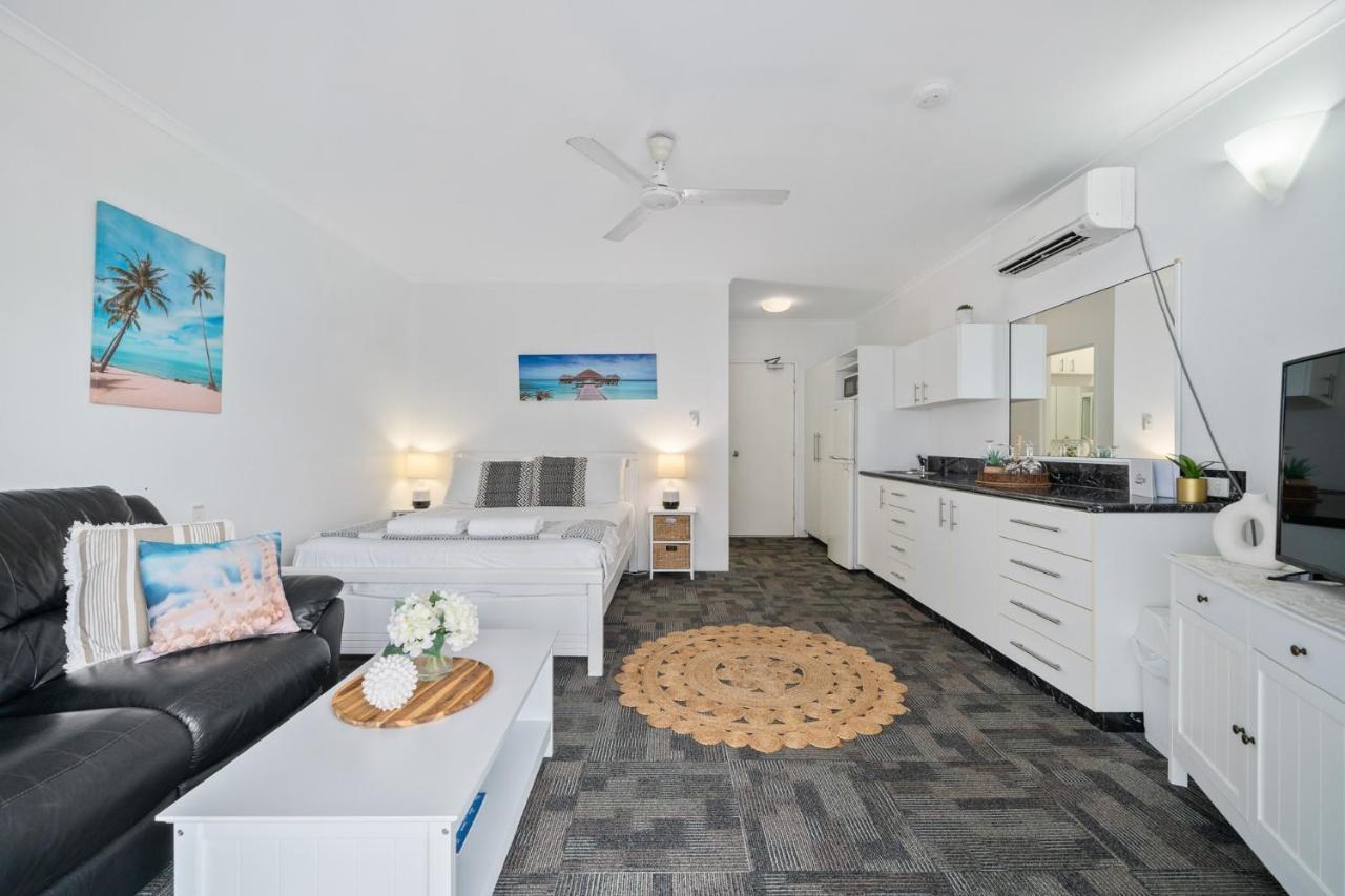 Resort The At Dolphin Heads 3*
