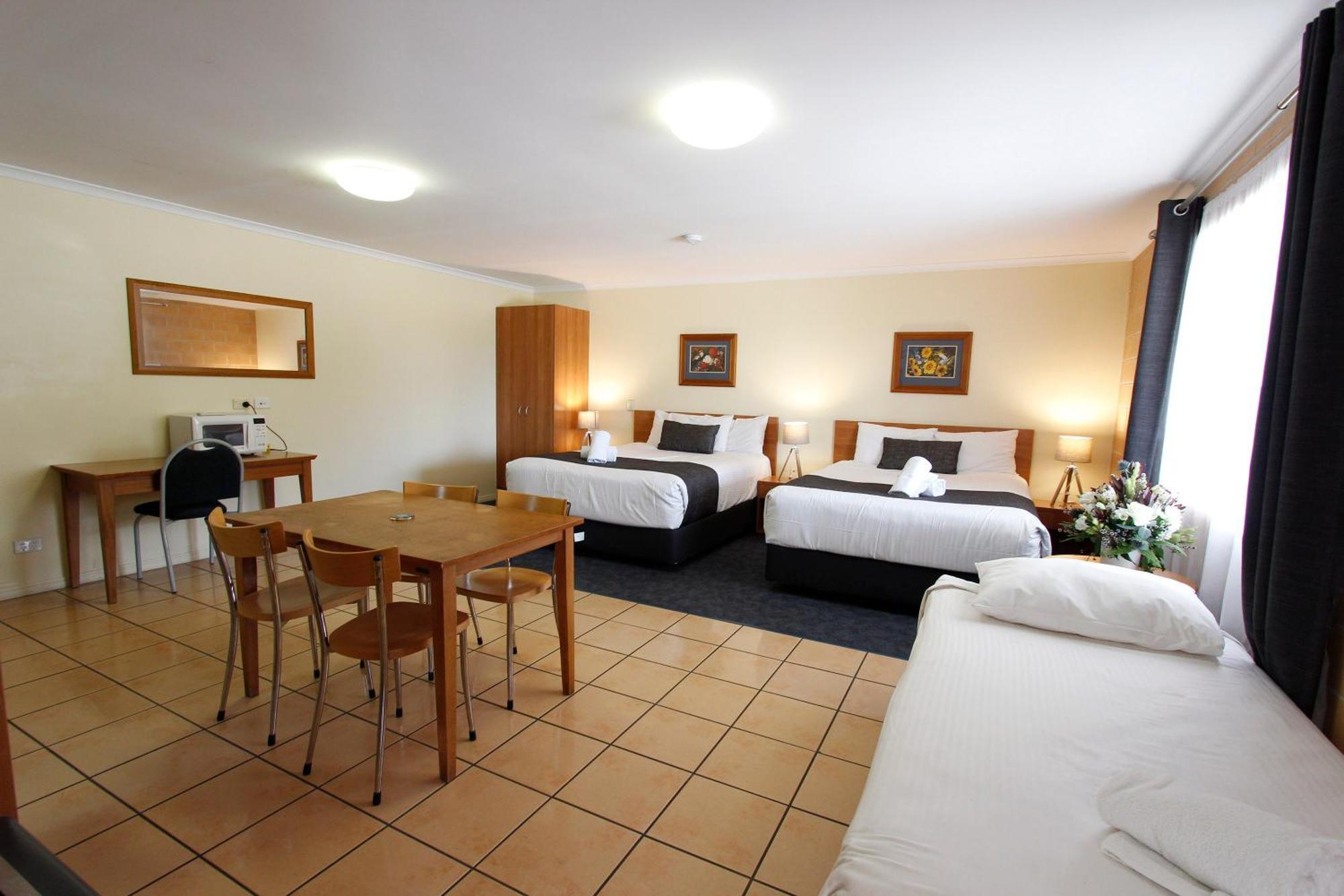 Windmill & Events Centre Motel 4*