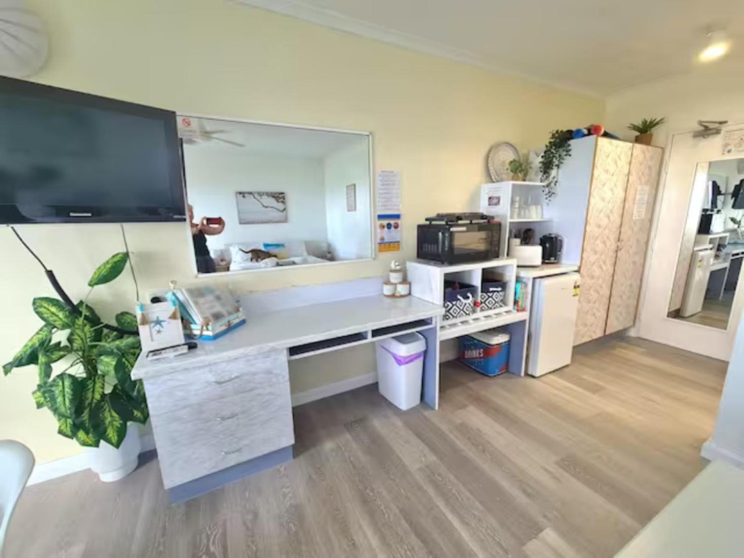 Apartment Dolphin Heads - Unit - Absolute Beachfront! - Whitsunday Getaway! Mackay