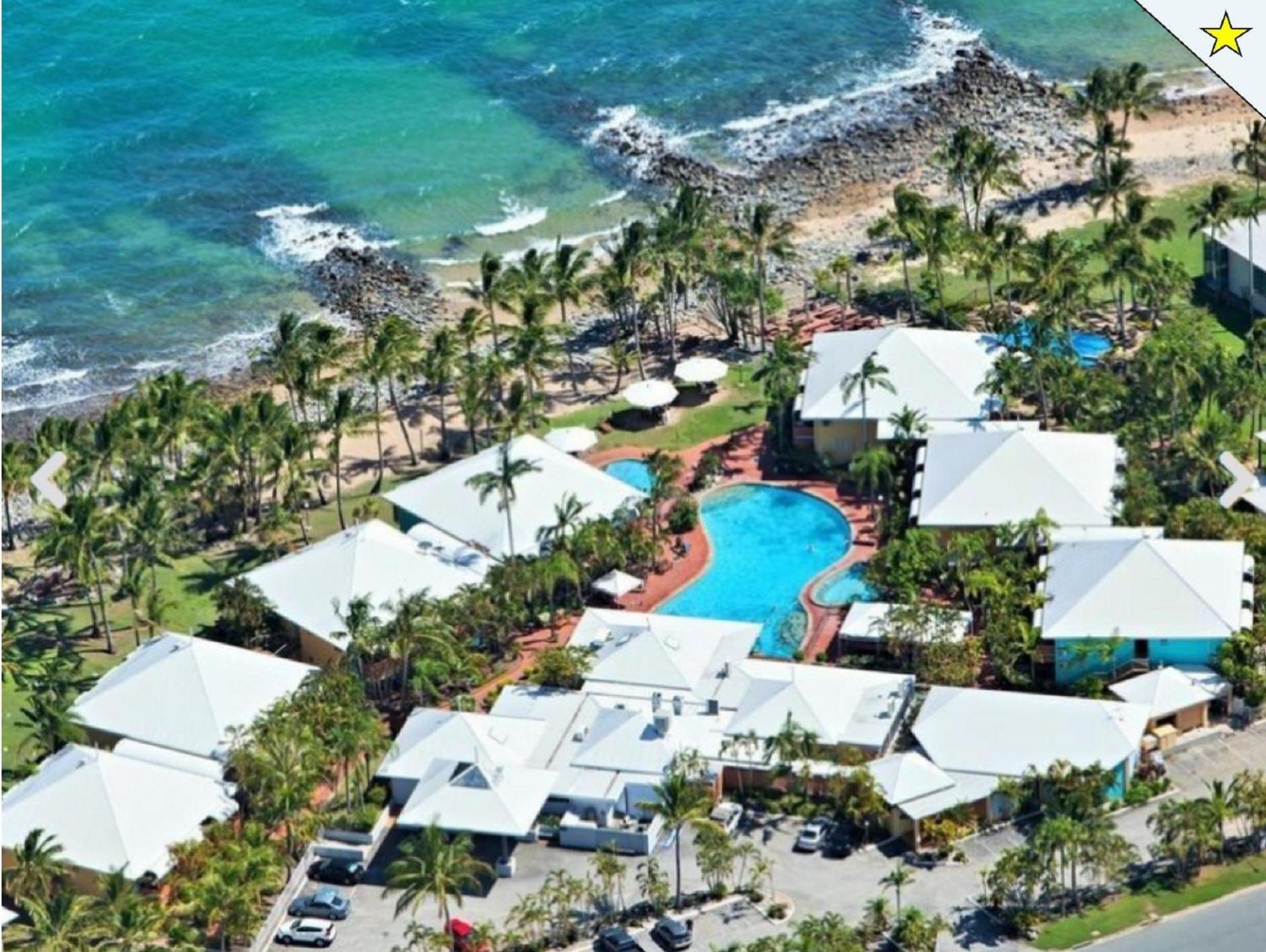 Apartment Dolphin Heads - Unit - Absolute Beachfront! - Whitsunday Getaway!