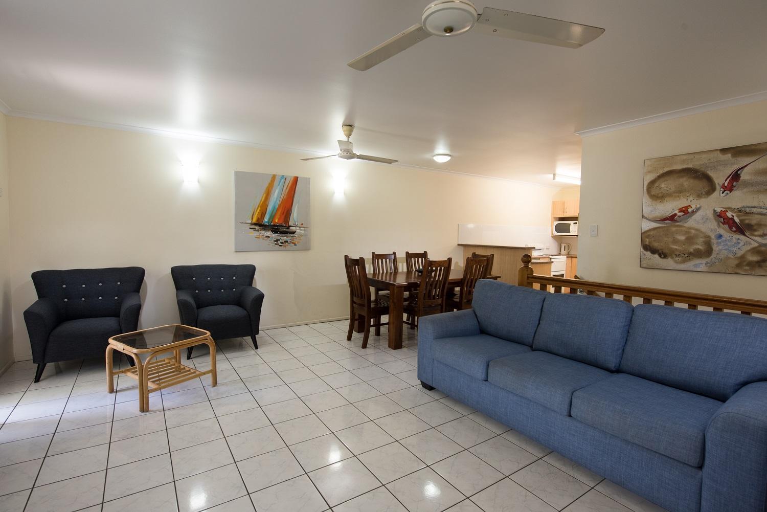 Apartment Absolute Front - Blue Pacific