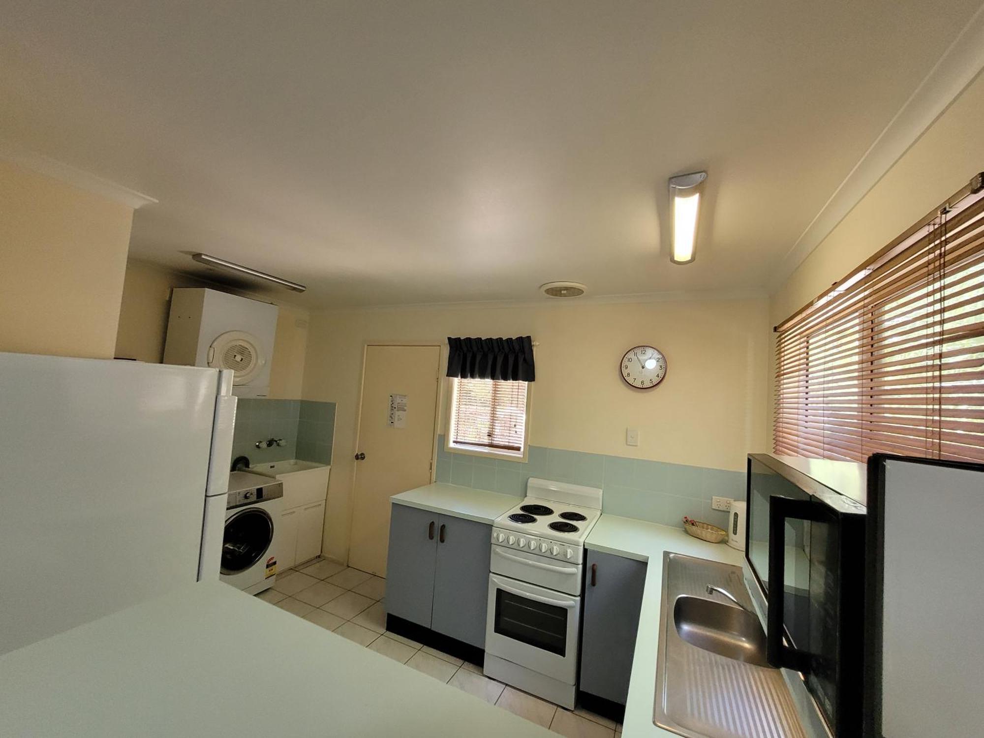 Absolute Front - Blue Pacific Apartment Mackay