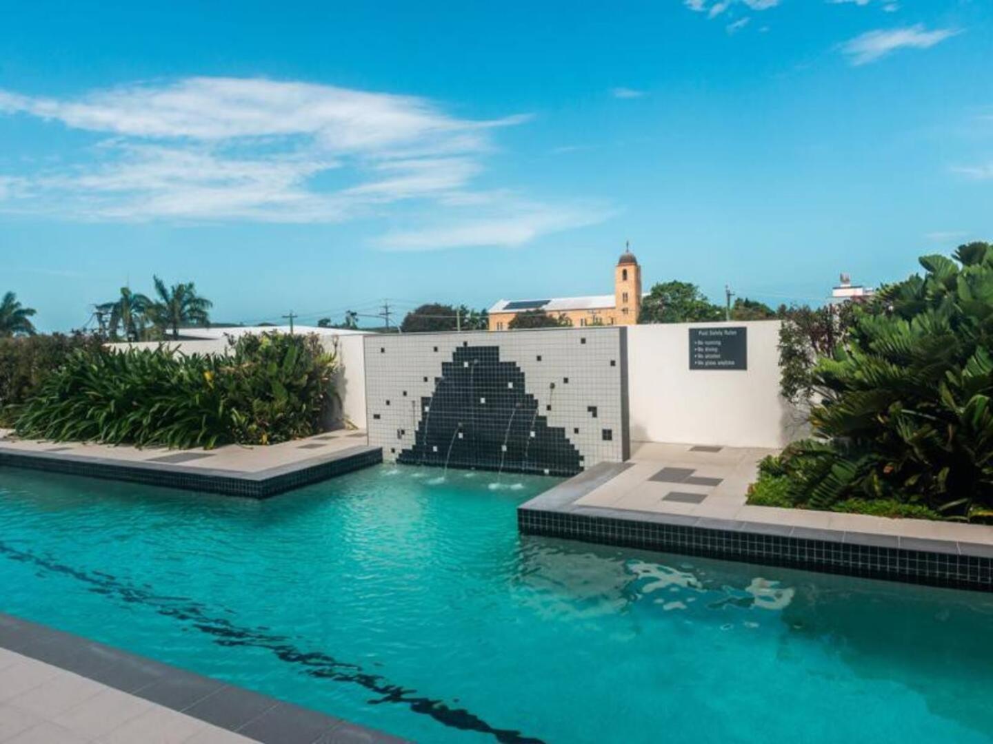 Apartment Modern Dual Key W Pool In The Heart Of *