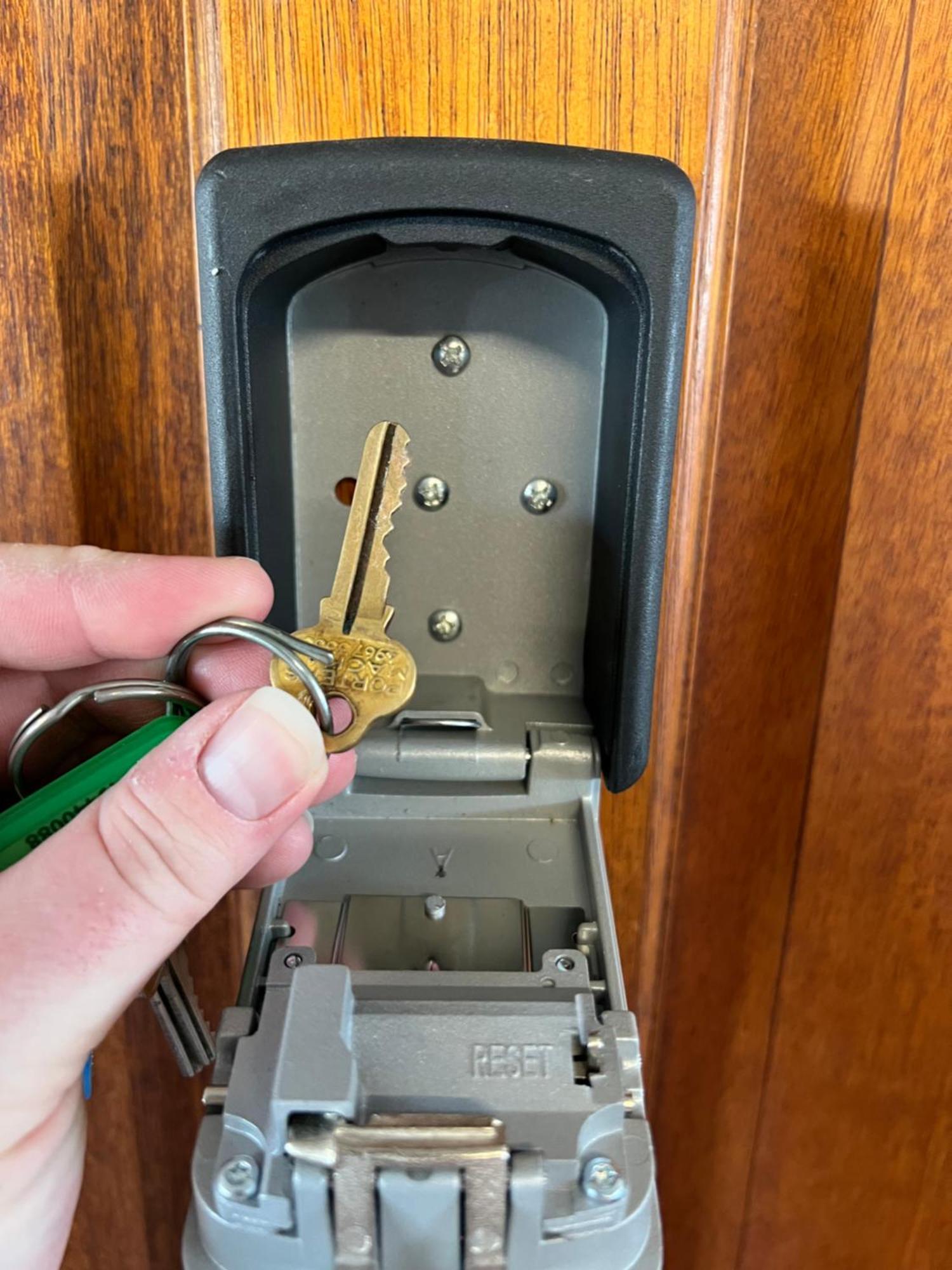 Gates - Contactless * Mackay