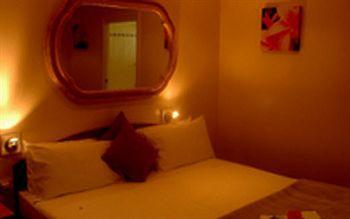Coral Sands Motel