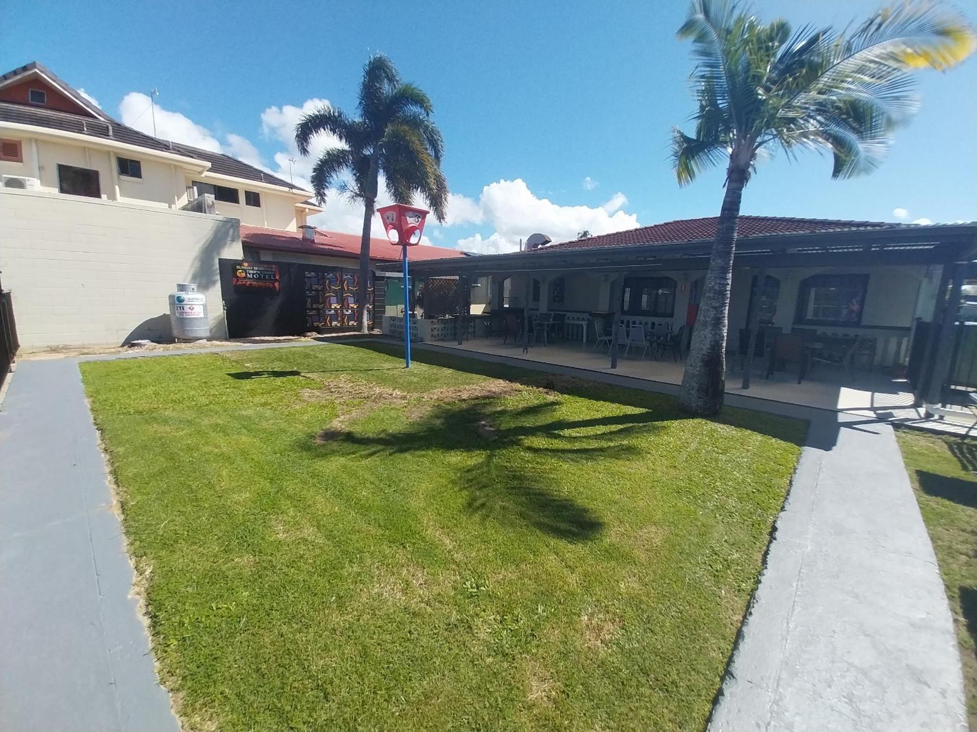Motel Tropic Coast