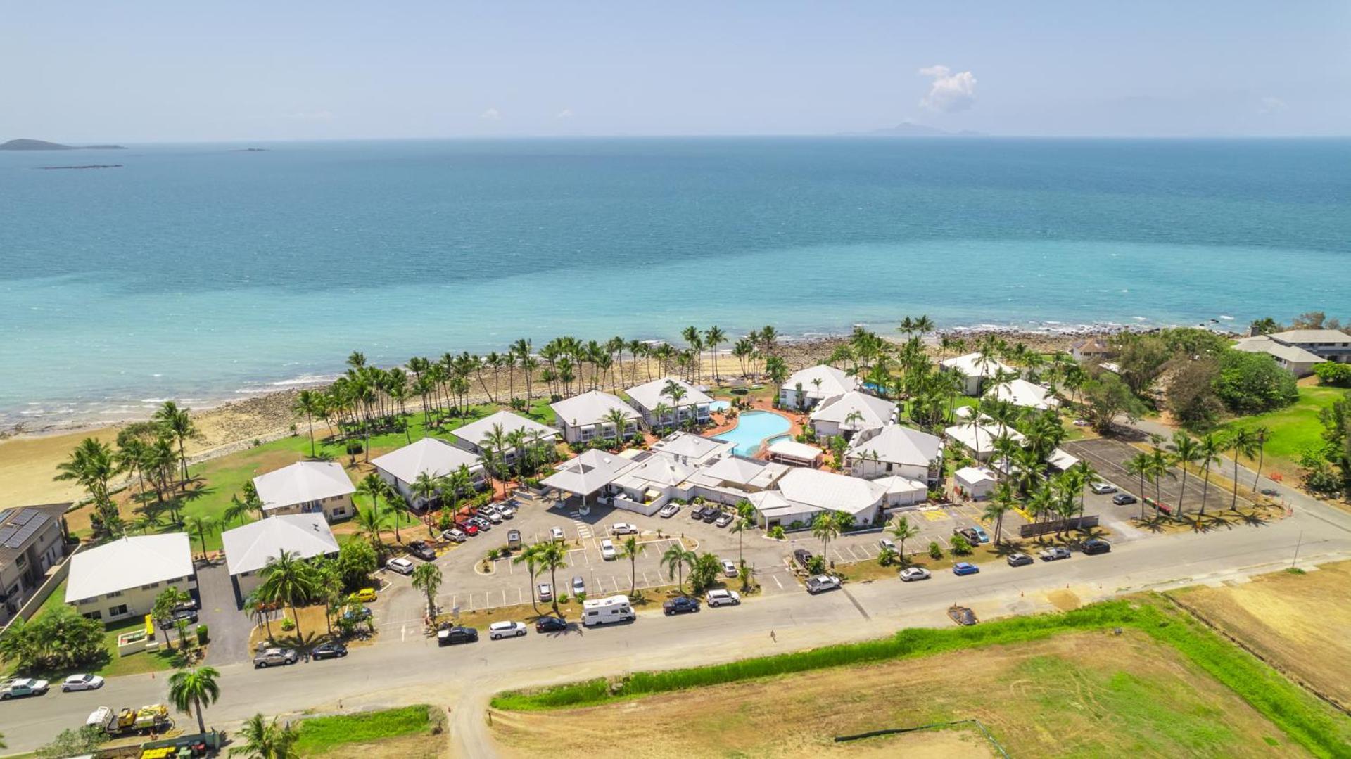 Resort The At Dolphin Heads 3*