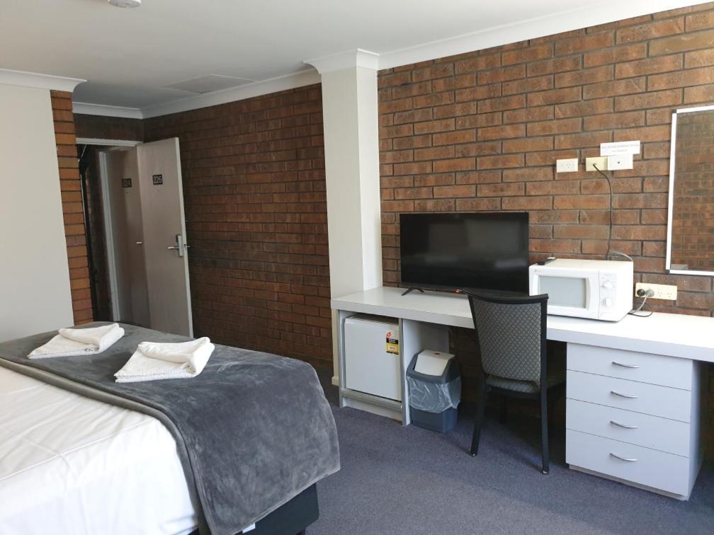 Shakespeare Motel 4*