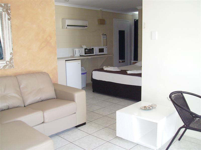 Apartment La Solana Units - Blacks Mackay