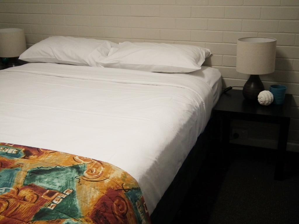 Motel Paradise 3*