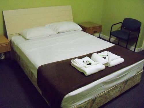 Hotel Mcguire's Cbd Mackay