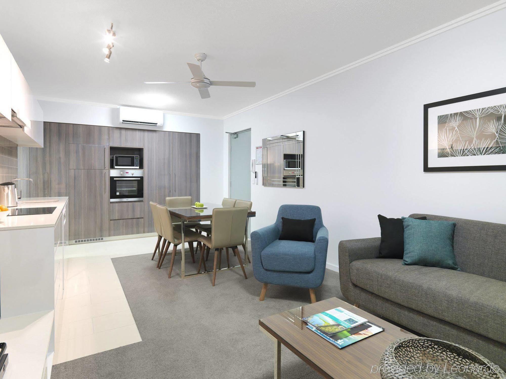 Oaks Carlyle Aparthotel Mackay