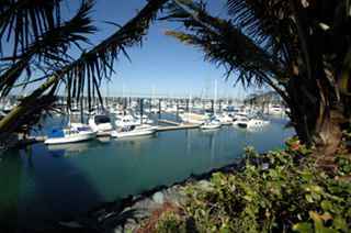 Reef Motel 4*